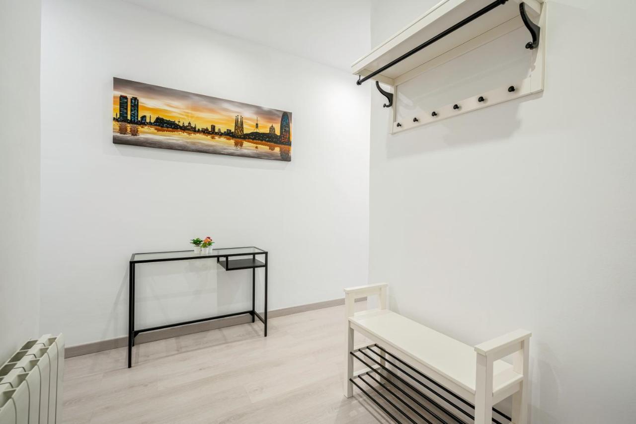 Sagrada Familia C&D Lovely Apartment Барселона Экстерьер фото